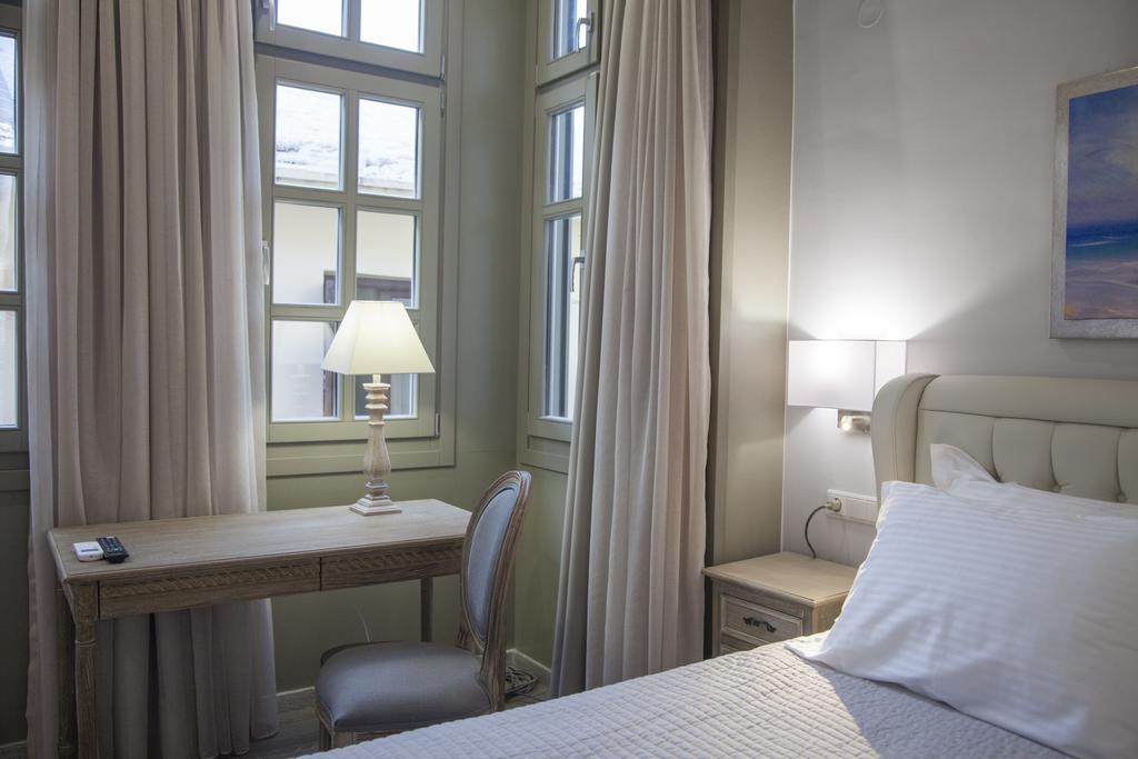 העיירה רתימנו Onar Superior Suites מראה חיצוני תמונה
