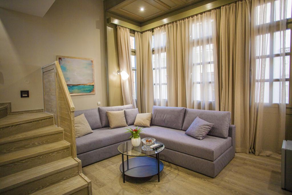 העיירה רתימנו Onar Superior Suites מראה חיצוני תמונה