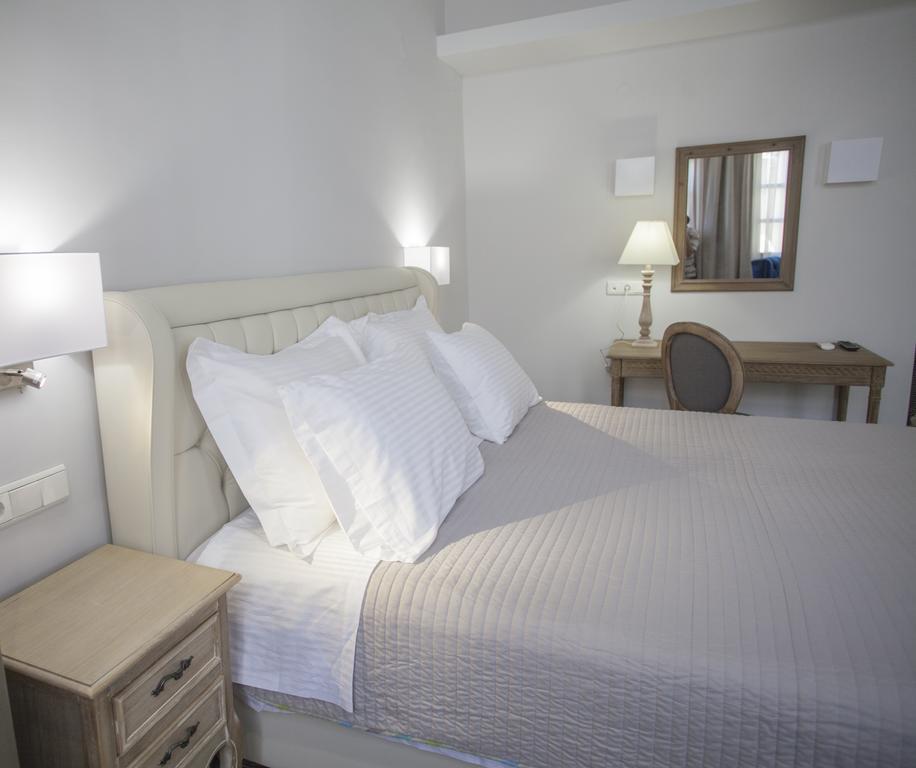 העיירה רתימנו Onar Superior Suites מראה חיצוני תמונה