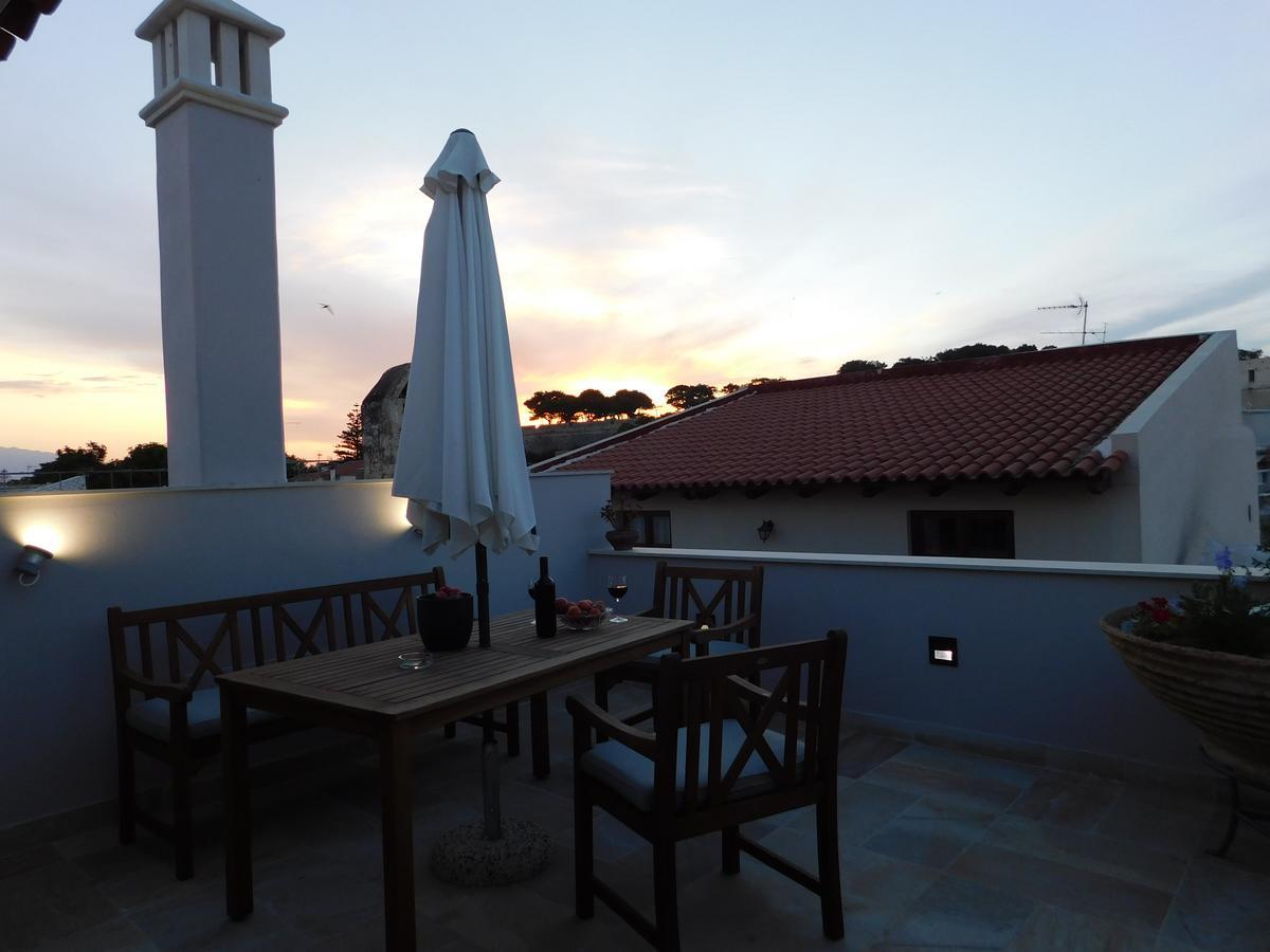 העיירה רתימנו Onar Superior Suites מראה חיצוני תמונה
